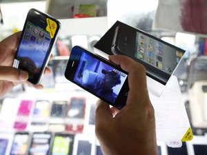 Завод в Китай произвел фалшиви смартфони iPhone за 19 млн. долара